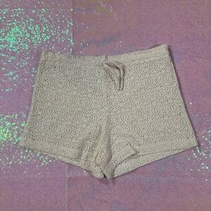 Big Splash Off-White High Waisted Lace Cover-Up Shorts (M) ★彡